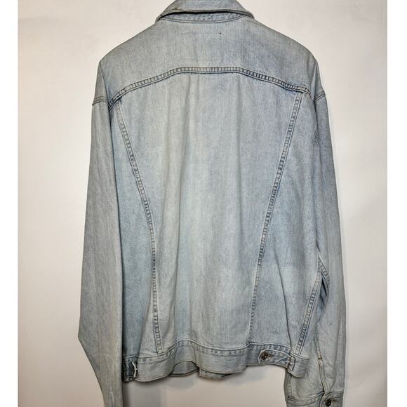 Vintage Guess Light Wash Trucker Denim Jean Jacket Size: XXL 80/90s Made In USA - Picture 2 of 5
